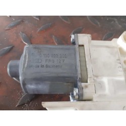 Desguace MonforteMOTOR ELEVALUNAS TRASERO DERECHO 0130822200 994650102 PEUGEOTMotor elevalunas trasero derecho|Desguace Monforte