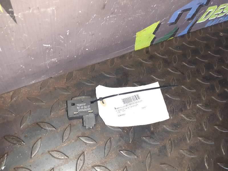 MANDO ELEVALUNAS TRASERO IZQUIERDO 96360166XT 