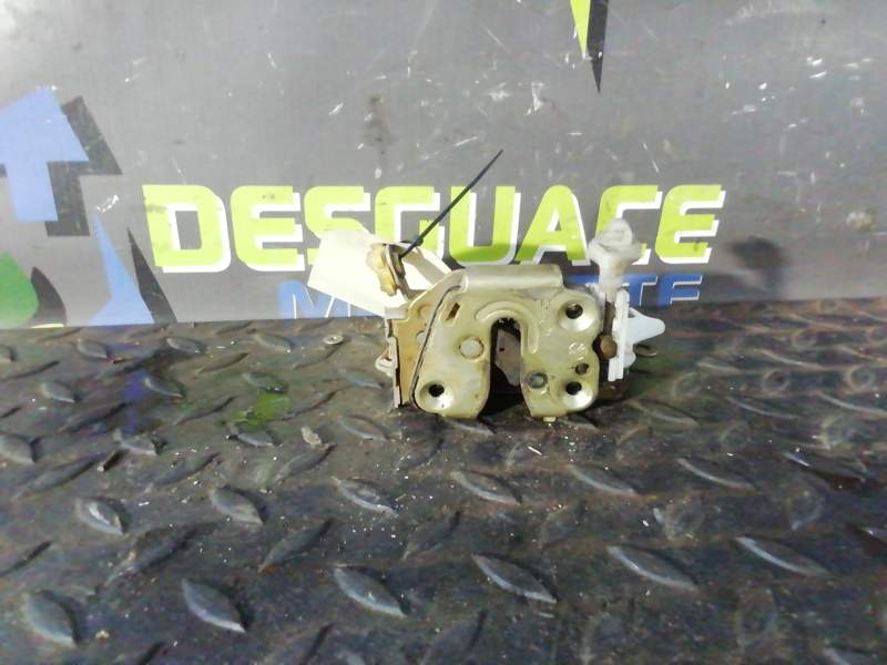 CERRADURA PUERTA DELANTERA DERECHA 805000F075 
