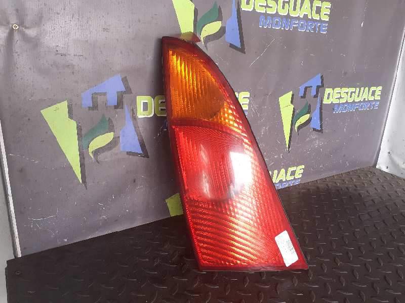 PILOTO TRASERO DERECHO 1M5113405A 
