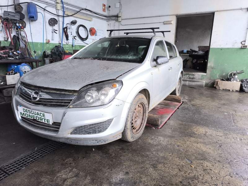 OPEL ASTRA H CLASSIC HATCHBACK (A04)
