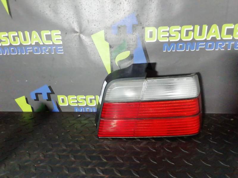 PILOTO TRASERO DERECHO 195018 