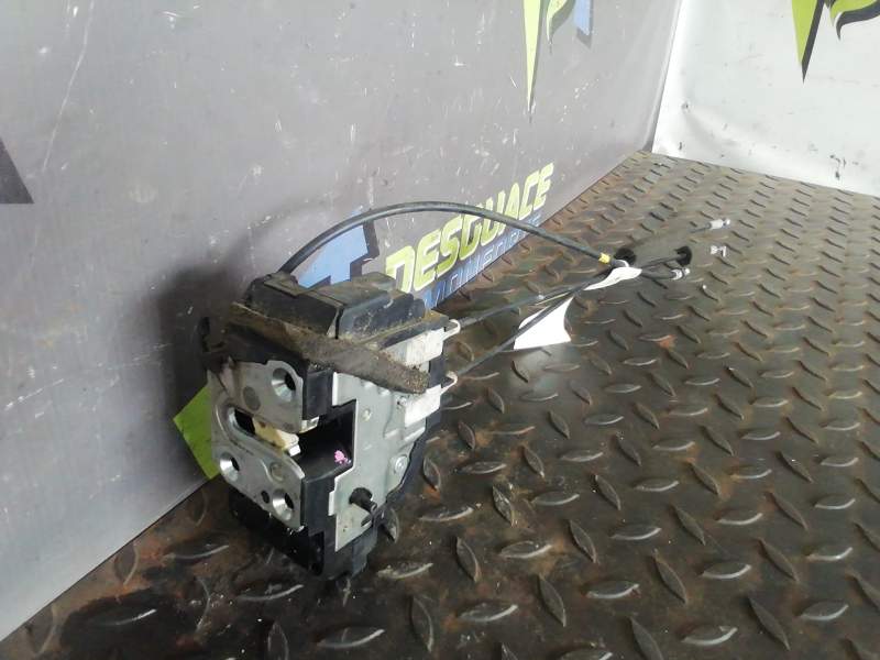 CERRADURA PUERTA TRASERA IZQUIERDA 82501CA02B 