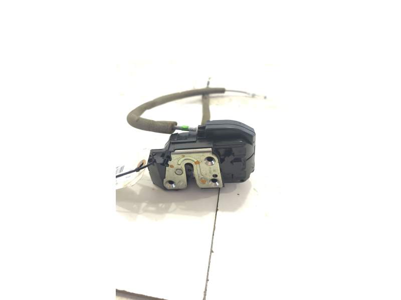 CERRADURA PUERTA TRASERA DERECHA 82500JD90C / 09211C / P32L 