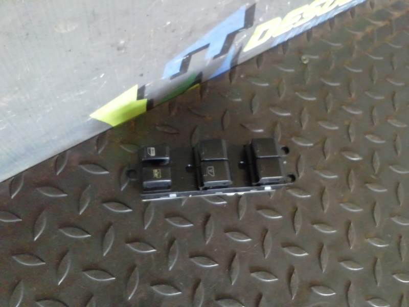 MANDO ELEVALUNAS DELANTERO IZQUIERDO 254019W10D 