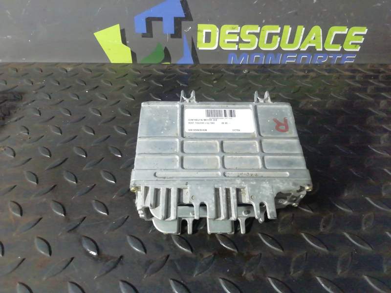 CENTRALITA MOTOR UCE 0261203635 8A0907311AK 0261203636