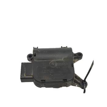 MOTOR APERTURA TRAMPILLAS CLIMATIZADOR 8E1820511D 