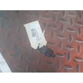 MANDO ELEVALUNAS TRASERO IZQUIERDO 3583A45 