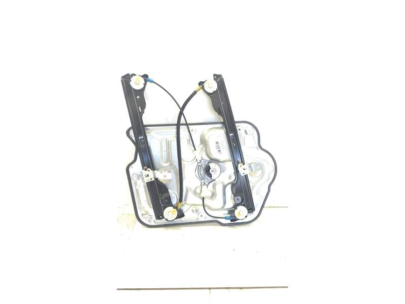 ELEVALUNAS DELANTERO DERECHO 80770JD00A / FC685A 