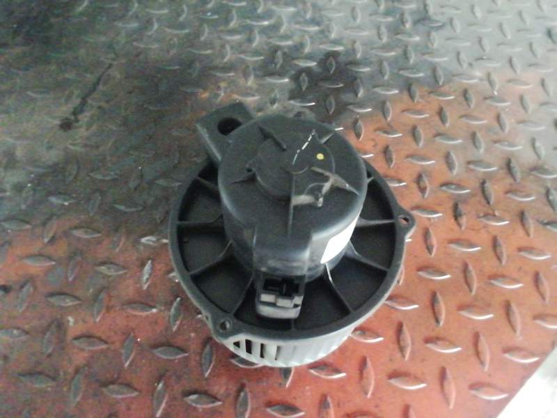 MOTOR CALEFACCION 