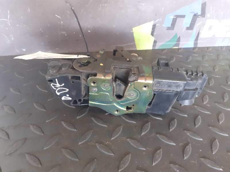 CERRADURA PUERTA DELANTERA DERECHA 