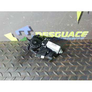 MOTOR ELEVALUNAS DELANTERO DERECHO 119024114 