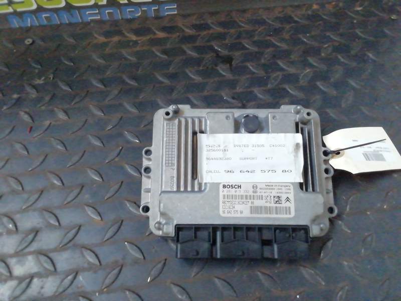CENTRALITA MOTOR UCE 9664257580 0281013332 