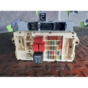 Recambio de caja reles / fusibles para fiat stilo (192) 1.6 16v active referencia OEM IAM 51711819 3Y5DYG59D 