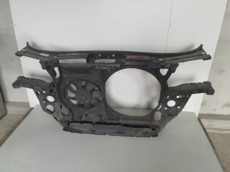 PANEL FRONTAL 