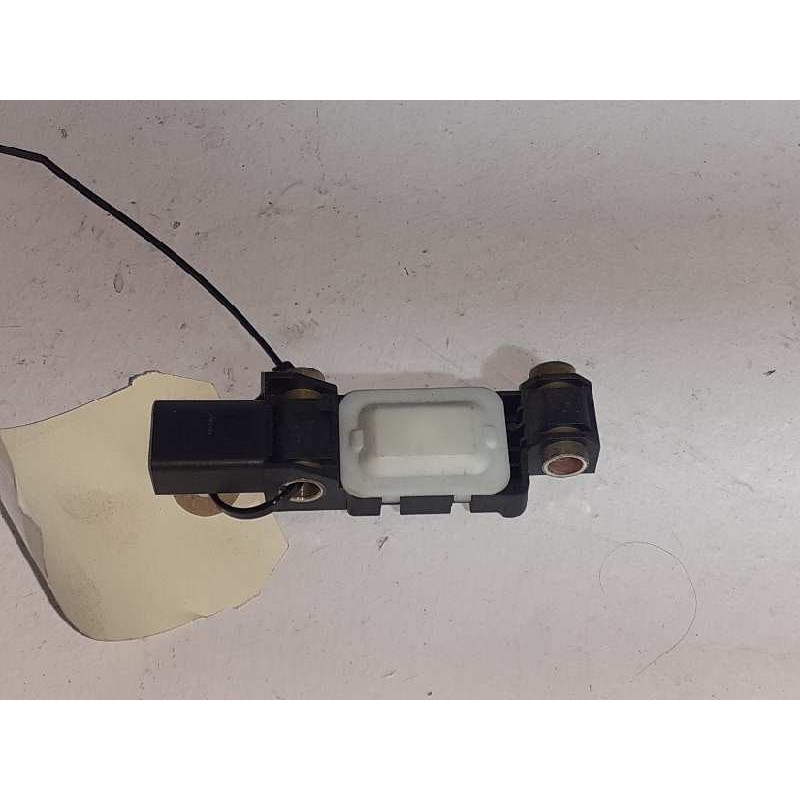 Desguace MonforteSENSOR IMPACTO 8E0959643E 0232G0F79VBA 0310033623AUDISensor impacto|Desguace Monforte