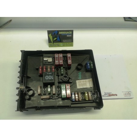Recambio de caja reles / fusibles para volkswagen golf v berlina (1k1) gt sport referencia OEM IAM 1K0937125A  
