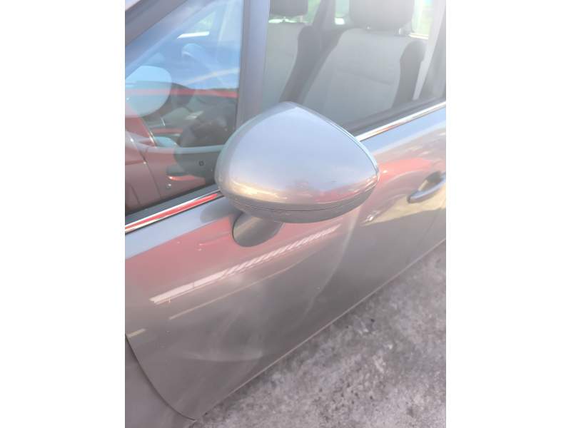 RETROVISOR IZQUIERDO 