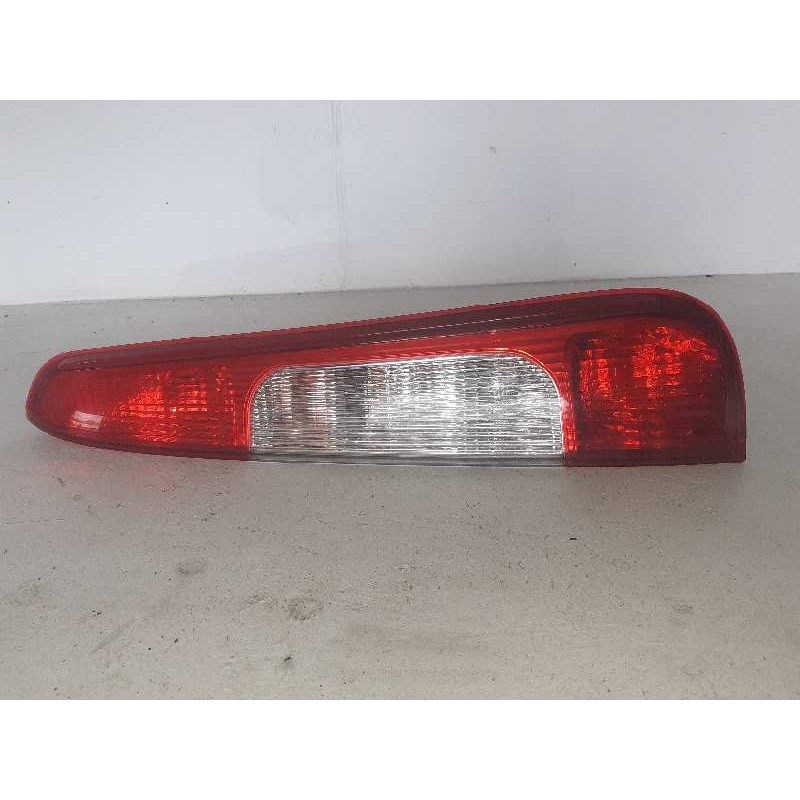 Desguace MonfortePILOTO TRASERO DERECHO 3M5113A602AA FORDPiloto trasero derecho|Desguace Monforte