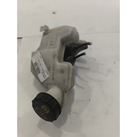 Recambio de bomba freno para ford fiesta (cbk) referencia OEM IAM 03350884931 03350884941 