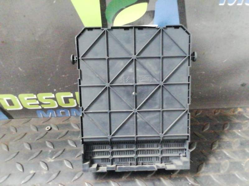 CAJA RELES / FUSIBLES 9663798180 