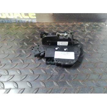 CERRADURA PUERTA TRASERA DERECHA 825020013R 