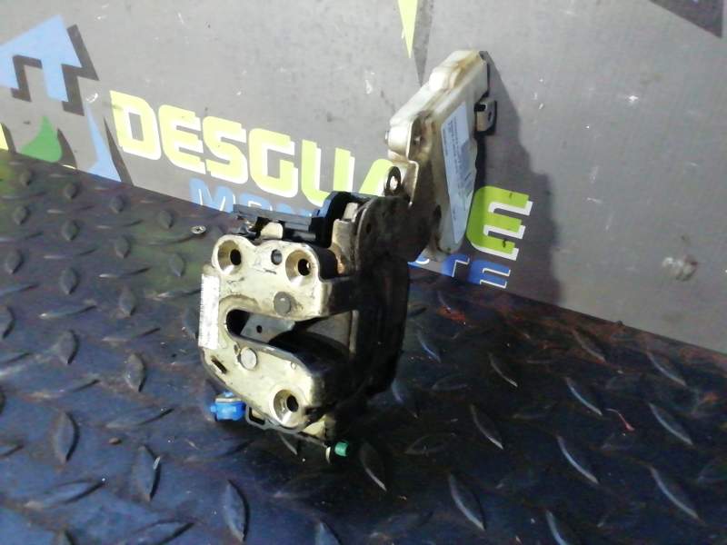 CERRADURA PUERTA DELANTERA IZQUIERDA 8055261U66 