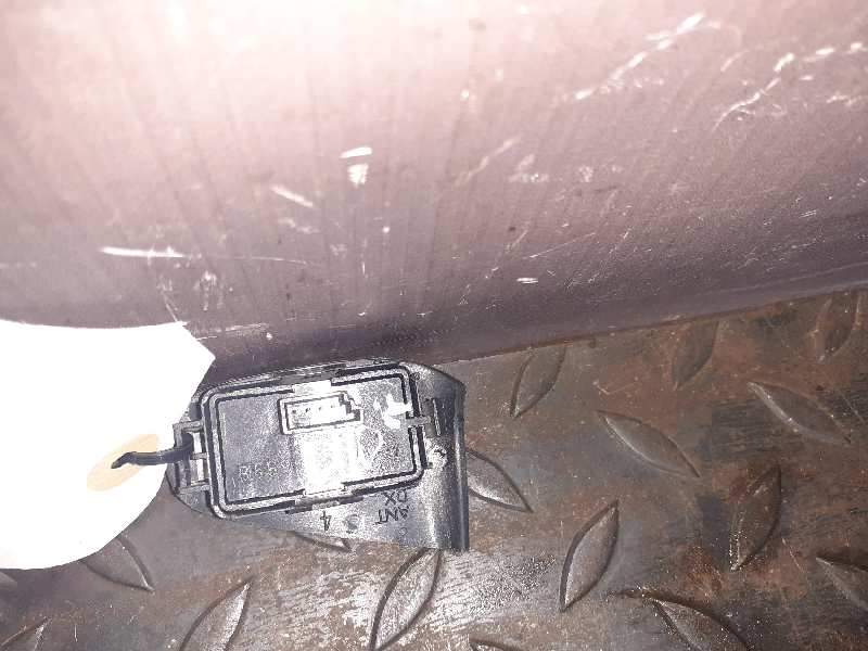 MANDO ELEVALUNAS DELANTERO DERECHO 