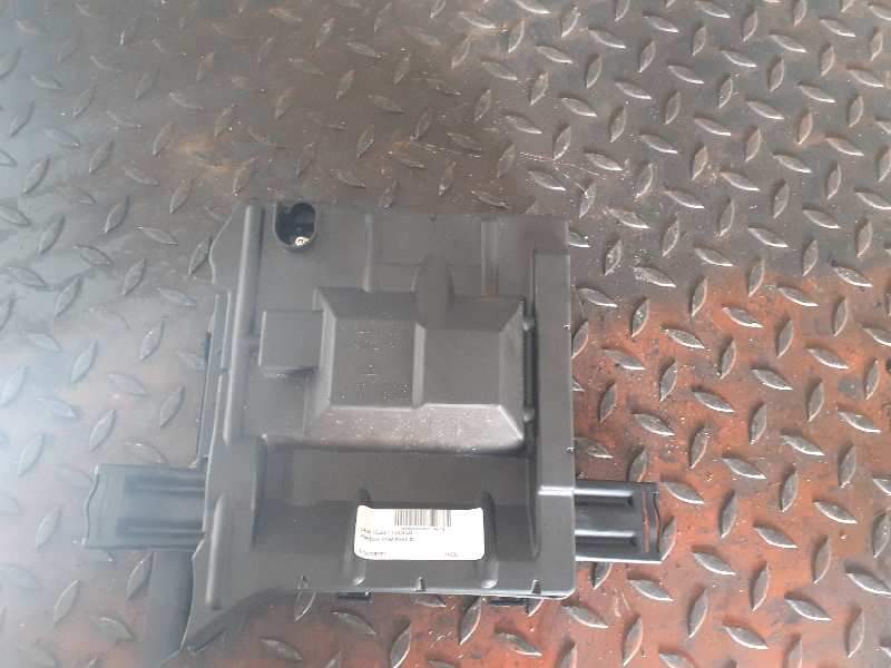 CAJA RELES / FUSIBLES 97061030301 97061030500 9161251101130018