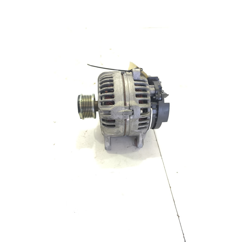 Recambio de alternador para nissan qashqai (j10) j10 referencia OEM IAM 2310000Q2J / 124525140 / 8200728292D  