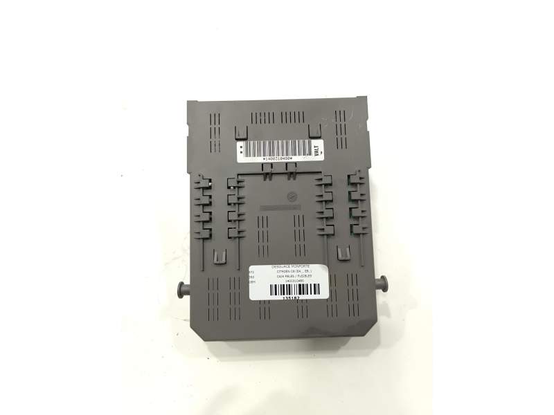 CAJA RELES / FUSIBLES 1400310480 