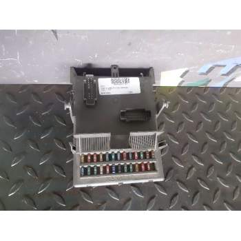 CAJA RELES / FUSIBLES 8200004201E 8200004201 8200283812
