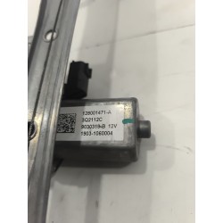Desguace MonforteELEVALUNAS DELANTERO DERECHO 807200713R RENAULTElevalunas delantero derecho|Desguace Monforte