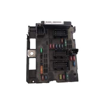CAJA RELES / FUSIBLES 9650664080 