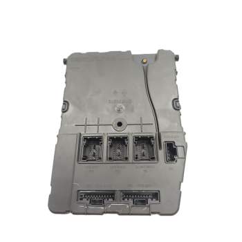 CAJA RELES / FUSIBLES 8200433197 