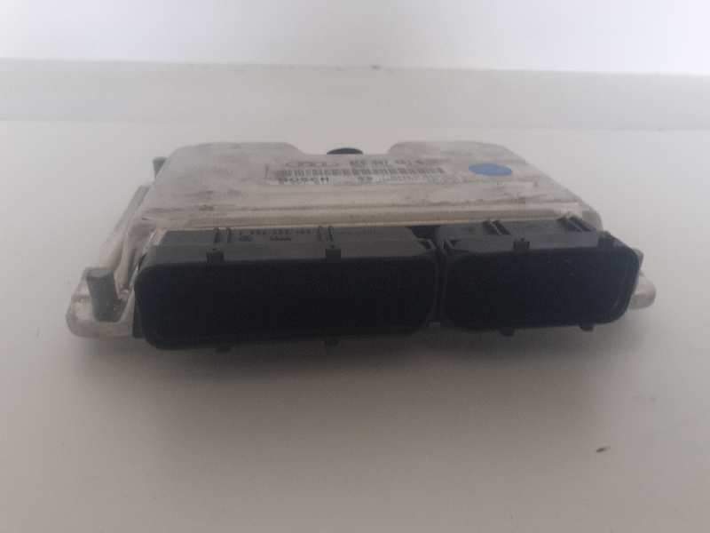 CENTRALITA MOTOR UCE 8E0907401Q 0281011135 