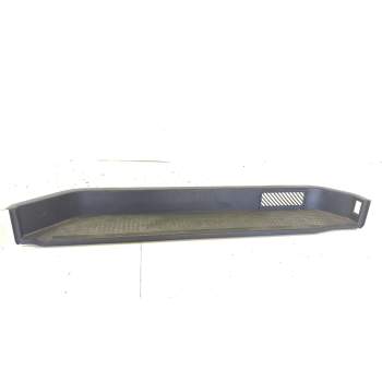MOLDURA INFERIOR PUERTA TRASERA DERECHA 705863726B 