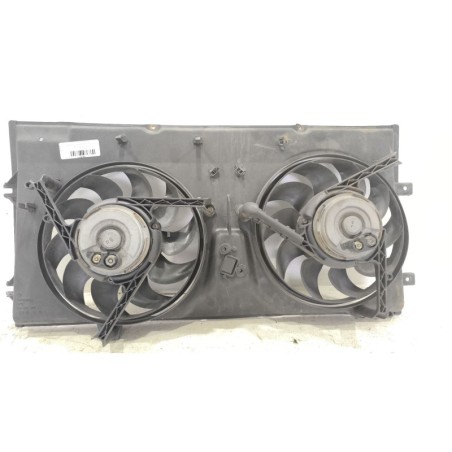 Recambio de electroventilador para volkswagen transporter t4 autobús (70b, 70c, 7db, 7dk, 70j, 70k, 7dc, 7 2.4 d referencia OEM 