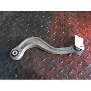 Recambio de soporte brazo suspension trasero izquierdo para porsche panamera 4s referencia OEM IAM 97033104700  