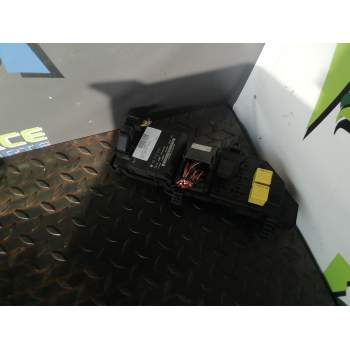 CAJA RELES / FUSIBLES 12772045 
