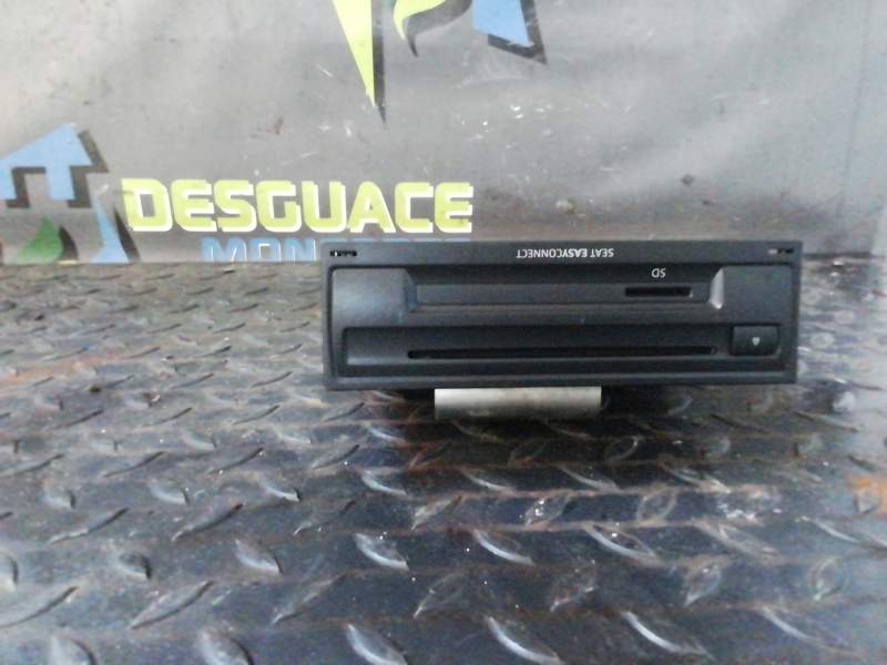 SISTEMA AUDIO / RADIO CD 5QA035824A 