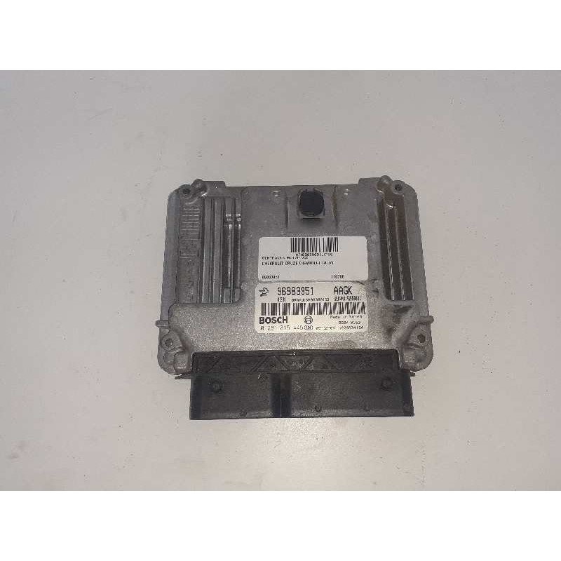 Recambio de centralita motor uce para chevrolet cruze chevrolet cruze referencia OEM IAM 96983951 0281015445 
