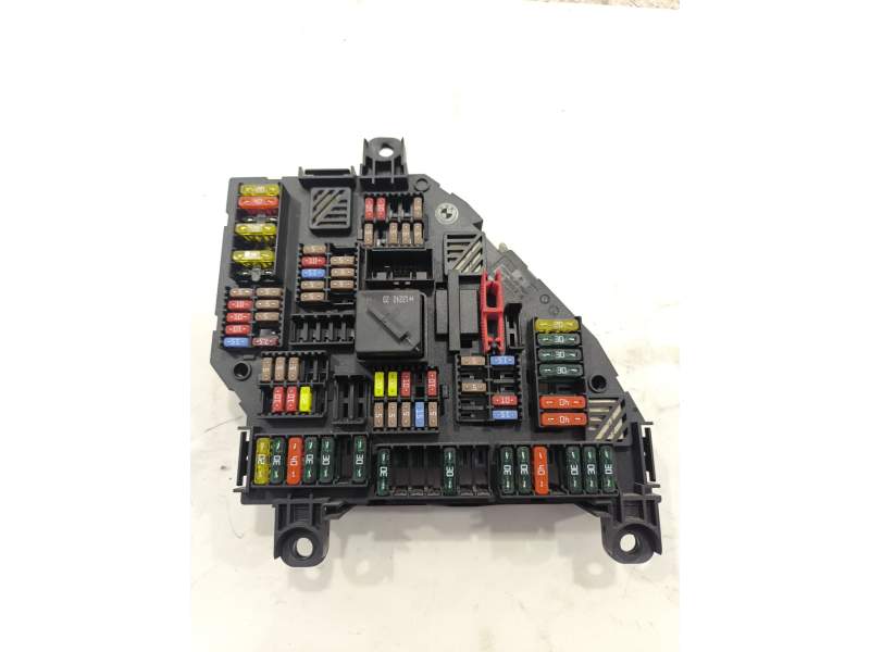 CAJA RELES / FUSIBLES 417033451 926492401 