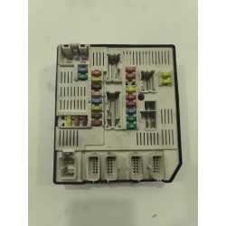 Recambio de caja reles / fusibles para renault megane iii hatchback (bz0/1_, b3_) 1.5 dci (bz1g, bz1w, bz0r) referencia OEM IAM 