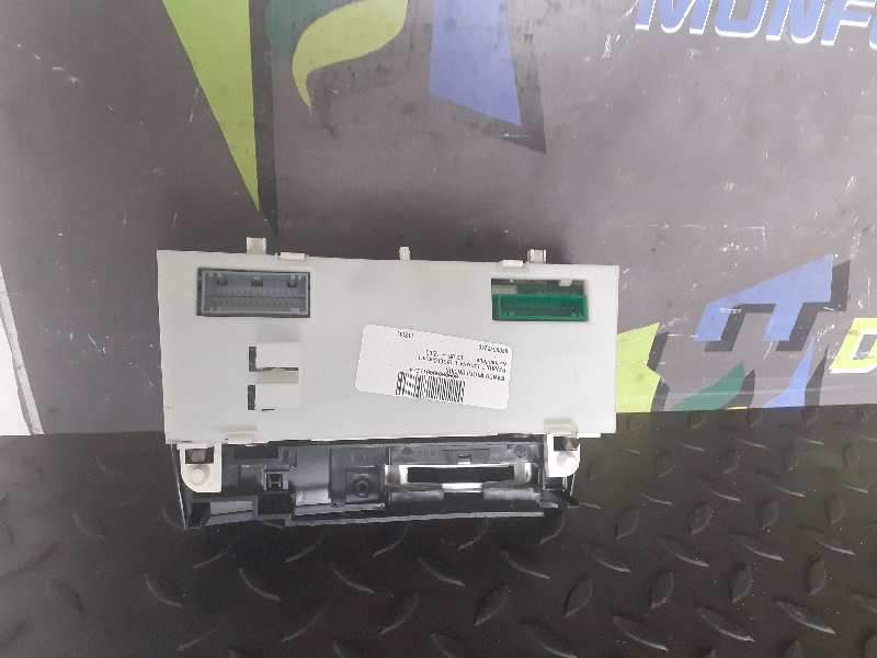 MANDO MULTIFUNCION 8200575240 