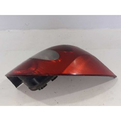 Recambio de piloto trasero derecho para renault megane ii familiar referencia OEM IAM 820000247  