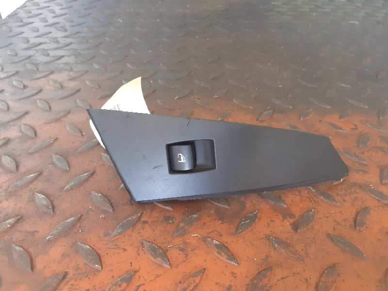 MANDO ELEVALUNAS TRASERO IZQUIERDO 15979804 6922244 