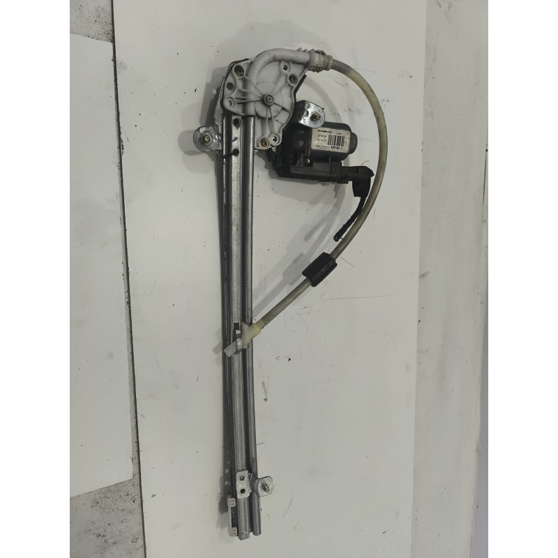 Recambio de elevalunas trasero derecho para renault laguna ii (bg0) confort authentique referencia OEM IAM 8200305721  