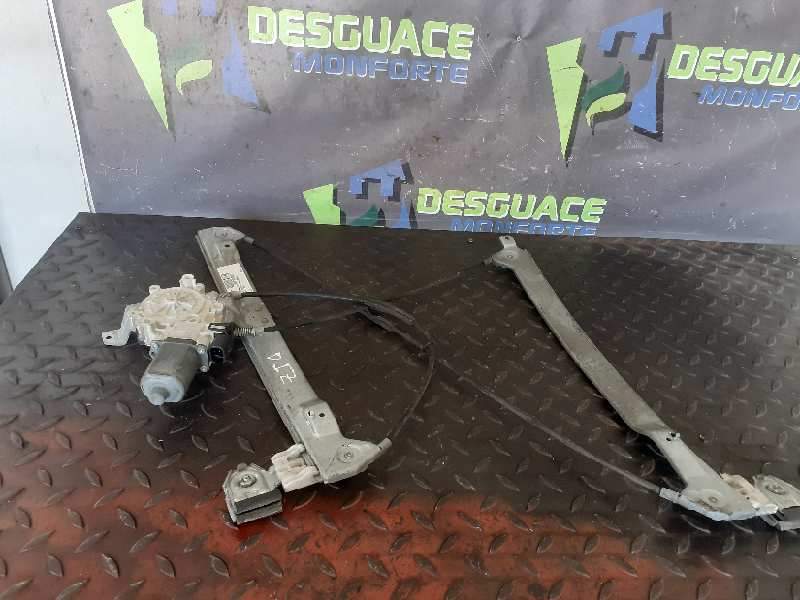 ELEVALUNAS DELANTERO IZQUIERDO RA2051P1 