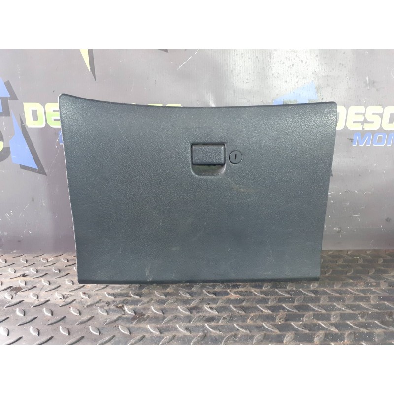 Recambio de guantera para nissan terrano/terrano.ii (r20) comfort plus referencia OEM IAM 685000F000LH  